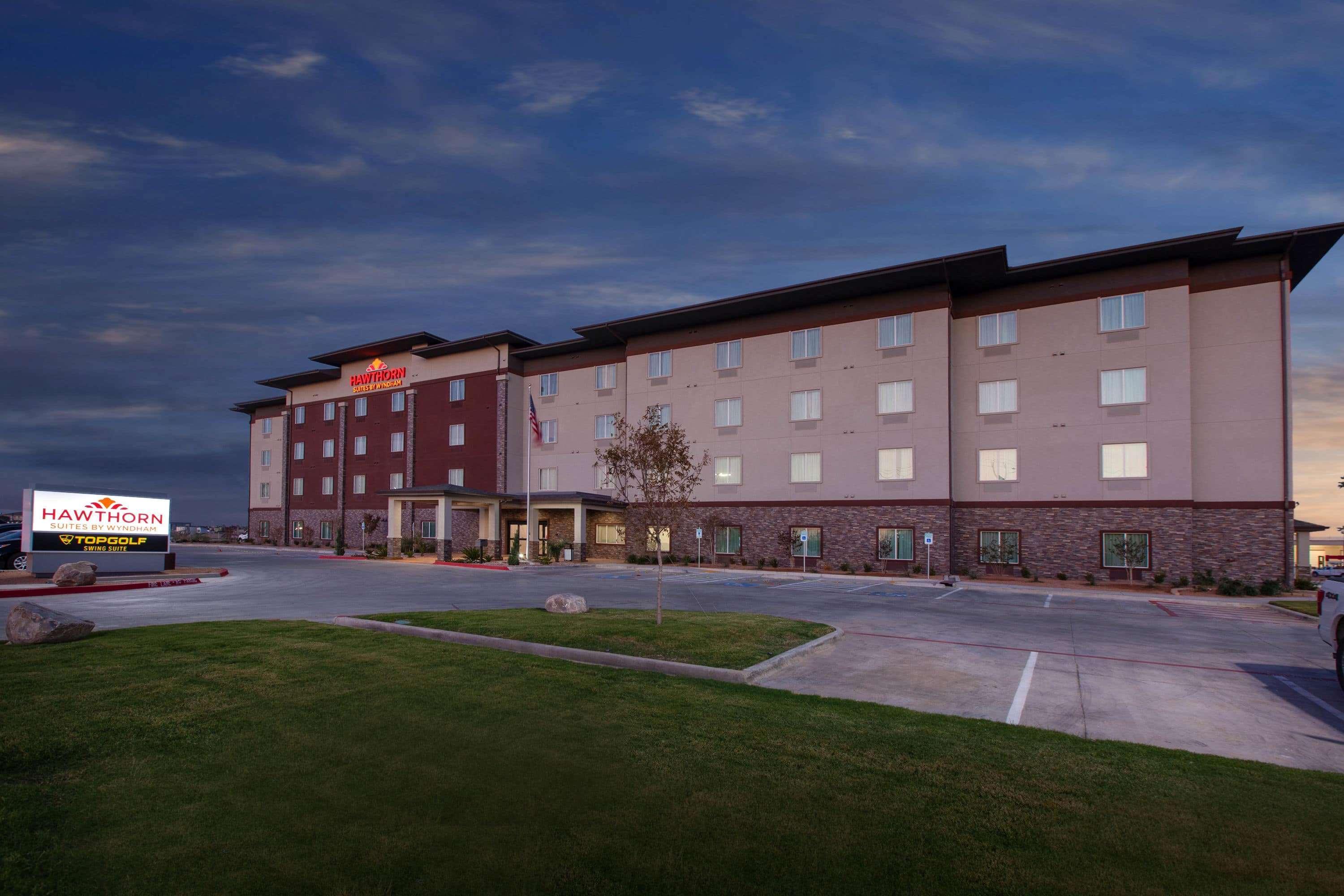 Hawthorn Extended Stay By Wyndham Odessa Exterior photo